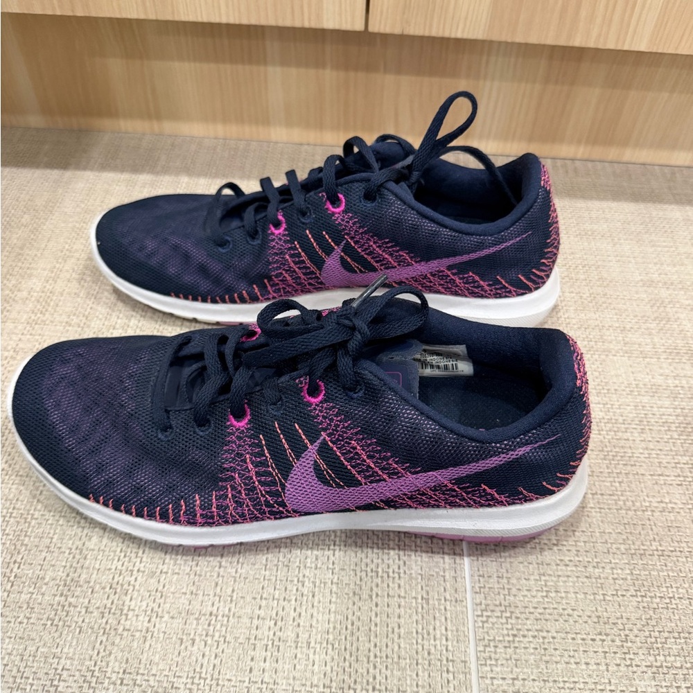 Nike Women's Flex Fury running sneakers size 7.5